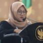 Ketua Women’s Crisis Center Kabupaten Jombang, Ana Abdillah saat sambutan di Aula Bung Tomo Pemkab. (Foto: NANANG)