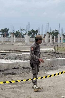 Pabrik di Jombang Bayar ke Calo Miliaran Rupiah untuk Izin, Berujung Disegel Satpol PP