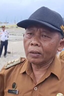 Disegel Pemkab, Kades Gambiran Klaim PT Jian You Kantongi Izin LSD dan KKPR