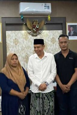 Warga Didenda Jutaan Rupiah hingga Subsidi Gratis Warnai Hari Listrik Nasional di Jombang