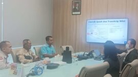 Delegasi Politama Mojokerto saat berdialog dengan pihak PT Jasuindo Tiga Perkasa Tbk. MITRAMEDIA.CO