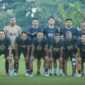 Anggota DPRD Jombang Fraksi PDI Perjuangan, Jawahirul Fuad (belakang nomor dua dari kiri) bersama tim usai mrnggelar latihan Minggu sore. (Istimewa) 