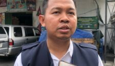 Kepala Cabang Perum Bulog Mokokerto, Muhammad Husin saat diwawancarai. (MITRAMEDIA.CO) 