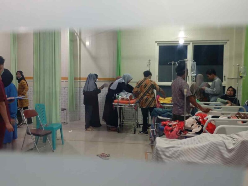 Kondisi santri saat menjalani perawatan di RS PKU Mojoagung. (Ist/MITRAMEDIA) 