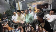 Kapolres Jombang, AKBP Ardi Kurniawan didamlingi Kepala Dinkes dr. Hexawan saat diwawancarai. (Ist/MITRAMEDIA) 