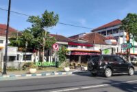 Gedung RSUD Jombang menangani ratusan pasien Pneumonia dari awal Tahun 2026. (Pras)