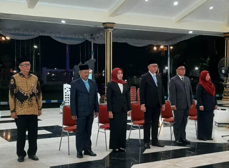 Lima pejabat yang dilantik. (Istimewa) 