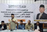 Anggota DPRD Jawa Timur, Sumardi saat memberikan sambutan. (Anang/MITRAMEDIA.CO) 