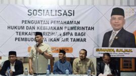 Anggota DPRD Jawa Timur, Sumardi saat memberikan sambutan. (Anang/MITRAMEDIA.CO) 