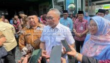 Menteri Koordinator Bidang Pangan, Zulkifli Hasan saat kunjungan kerja di Jombang. (Istimewa)