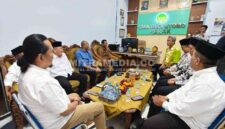 Fraksi PDI Perjuangan bersama Dewan Pendidikan saat mendatangi YPBU Gadingmangu. (ISTIMEWA)