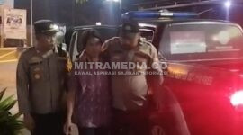 Seorang pria depresi saat diamankan polisi. (Istimewa) 