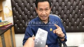 Pengamat kebijakan publik sekaligus Ketua Forum Komunikasi Advokat Jombang (FKAJ), Syarahuddin, SH., saat memberikan tanggapan soal KPRI Sejahtera. (MITRAMEDIA) 