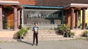 Sekolah yang terpapar limbah pabrik, tidak ada tempat nyaman untuk belajar. (IST/MITRAMEDIA) 